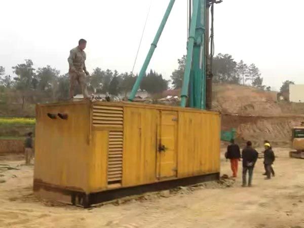 沁县如何判断水冷式机油散热器密封件是否需要更换？